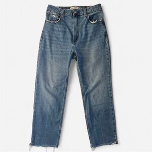 Abercrombie & Fitch High Rise Straight Ankle Jeans